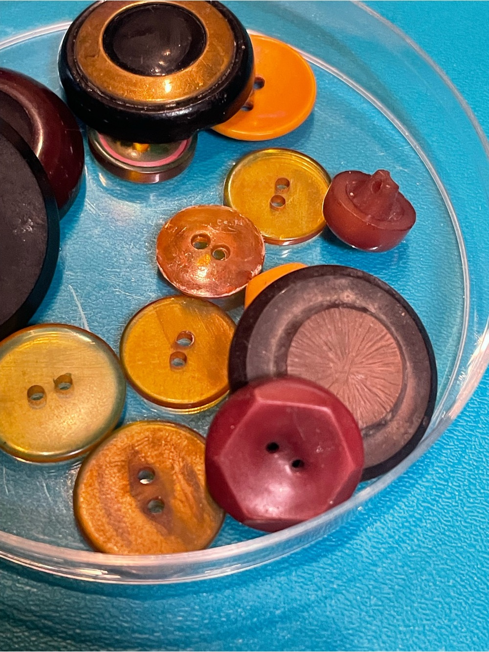 Lot of 15 Bakelite Buttons